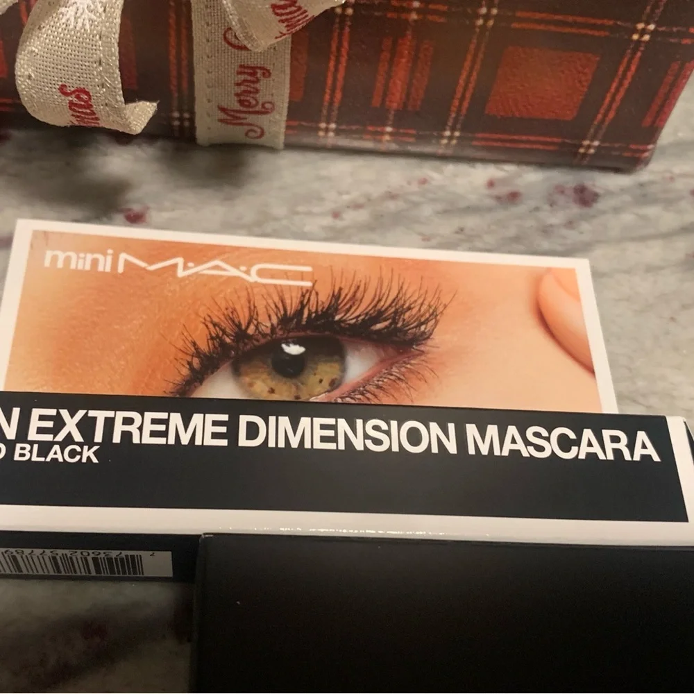 MAC COSMETICS- Little MAC, In Extreme Dimension Lash Mascara NIB .14 oz/…